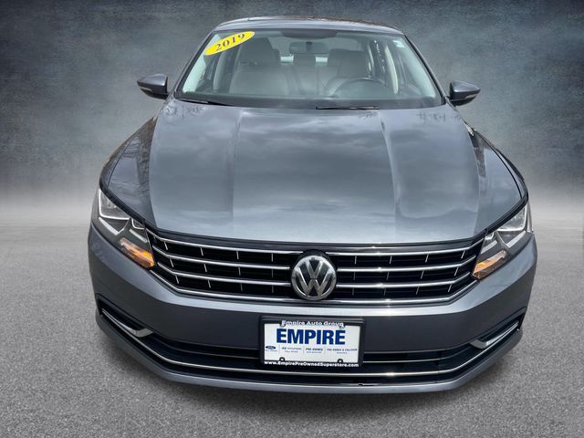 2019 Volkswagen Passat 2.0T Wolfsburg Edition