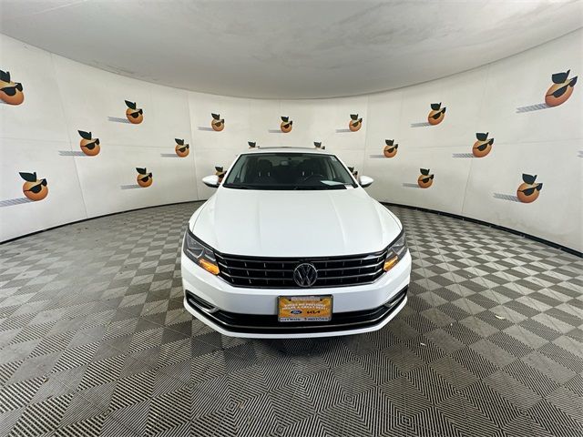 2019 Volkswagen Passat 2.0T Wolfsburg Edition