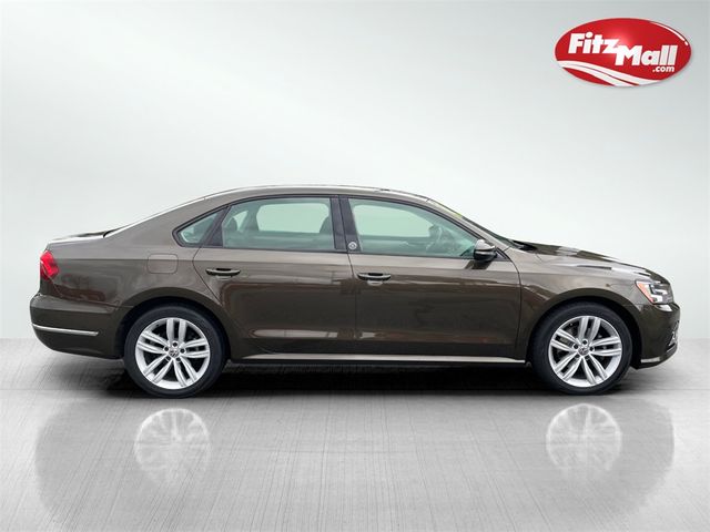 2019 Volkswagen Passat 2.0T Wolfsburg Edition