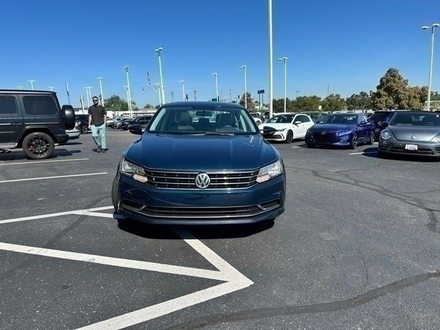 2019 Volkswagen Passat 2.0T Wolfsburg Edition