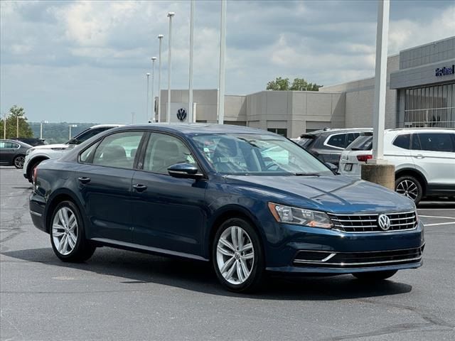 2019 Volkswagen Passat 2.0T Wolfsburg Edition