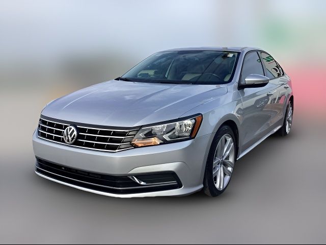 2019 Volkswagen Passat 2.0T Wolfsburg Edition