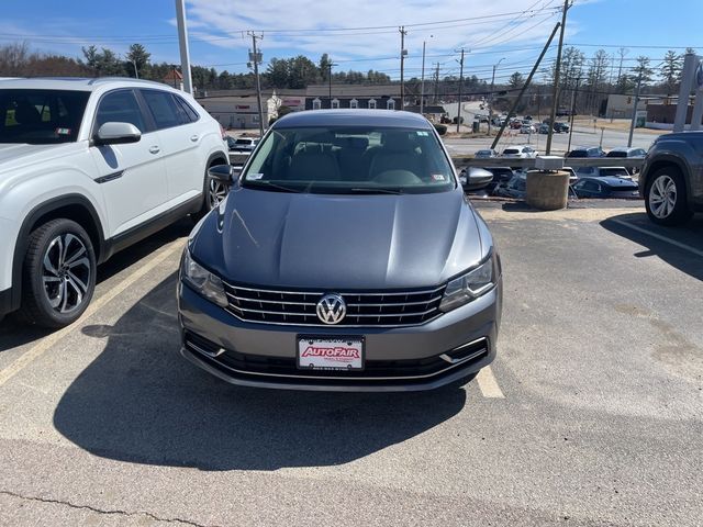 2019 Volkswagen Passat 2.0T Wolfsburg Edition