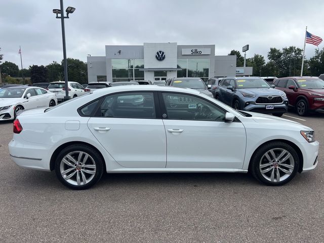 2019 Volkswagen Passat 2.0T Wolfsburg Edition