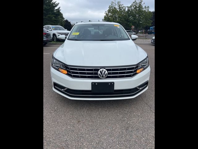 2019 Volkswagen Passat 2.0T Wolfsburg Edition