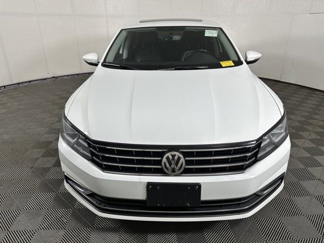 2019 Volkswagen Passat 2.0T Wolfsburg Edition