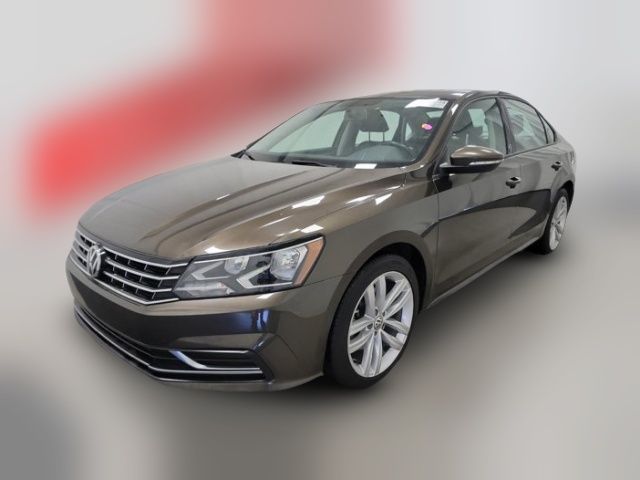 2019 Volkswagen Passat 2.0T Wolfsburg Edition