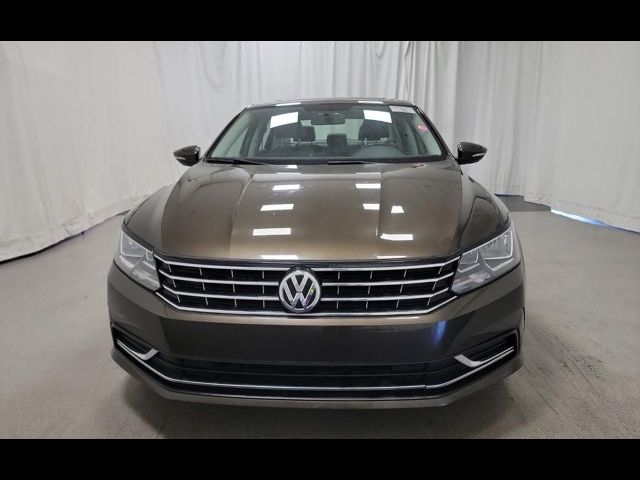 2019 Volkswagen Passat 2.0T Wolfsburg Edition