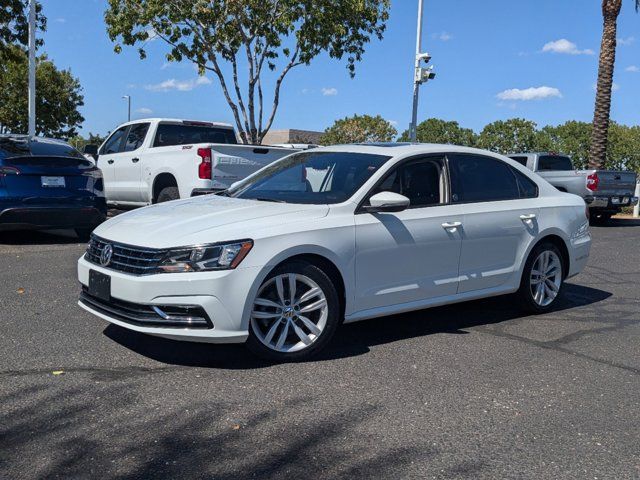 2019 Volkswagen Passat 2.0T Wolfsburg Edition