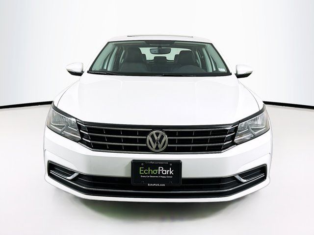 2019 Volkswagen Passat 2.0T Wolfsburg Edition