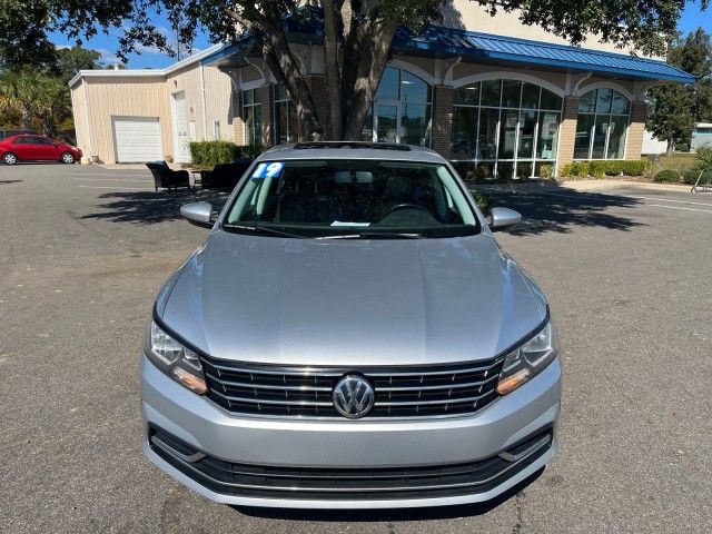 2019 Volkswagen Passat 2.0T Wolfsburg Edition