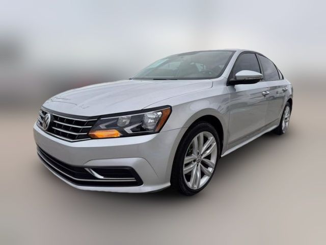 2019 Volkswagen Passat 2.0T Wolfsburg Edition