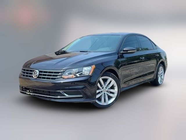 2019 Volkswagen Passat 2.0T Wolfsburg Edition