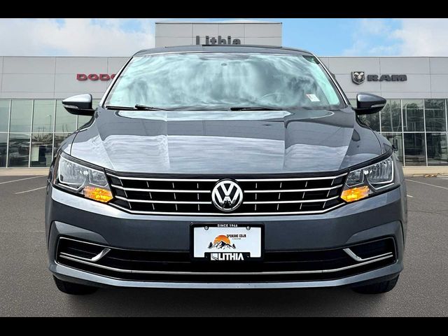 2019 Volkswagen Passat 2.0T Wolfsburg Edition