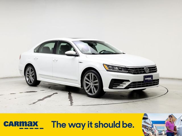 2019 Volkswagen Passat 2.0T SE R-Line