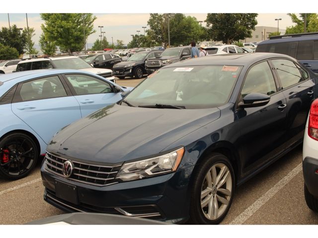 2019 Volkswagen Passat 2.0T Wolfsburg Edition