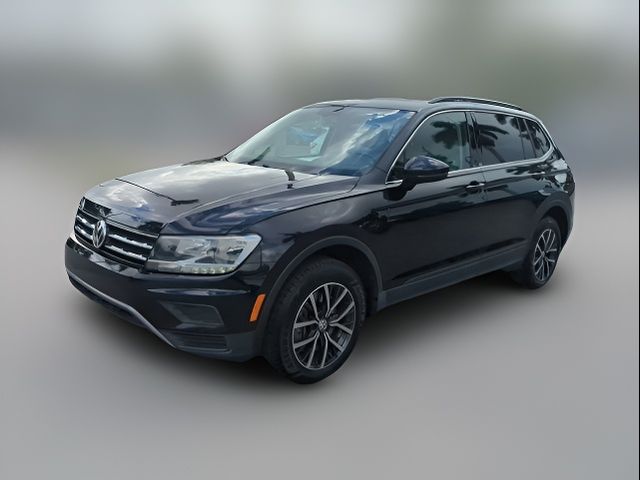 2019 Volkswagen Tiguan SE