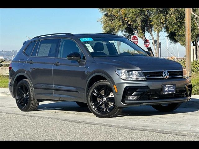 2019 Volkswagen Tiguan SEL R-Line Black