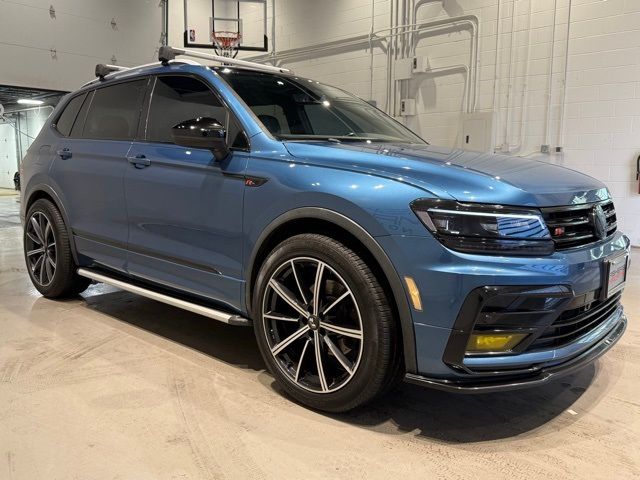 2019 Volkswagen Tiguan SEL R-Line Black