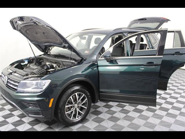 2019 Volkswagen Tiguan SE