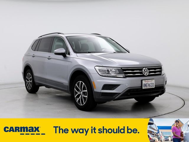 2019 Volkswagen Tiguan SE