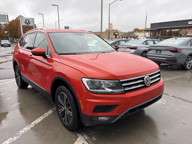 2019 Volkswagen Tiguan SEL R-Line Black