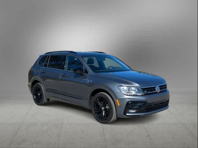 2019 Volkswagen Tiguan SEL R-Line Black