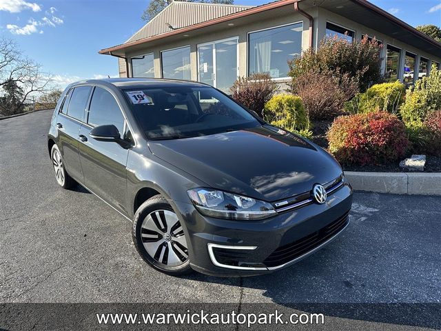 2019 Volkswagen e-Golf SE