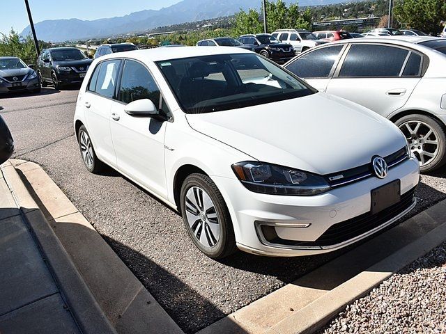 2019 Volkswagen e-Golf SE