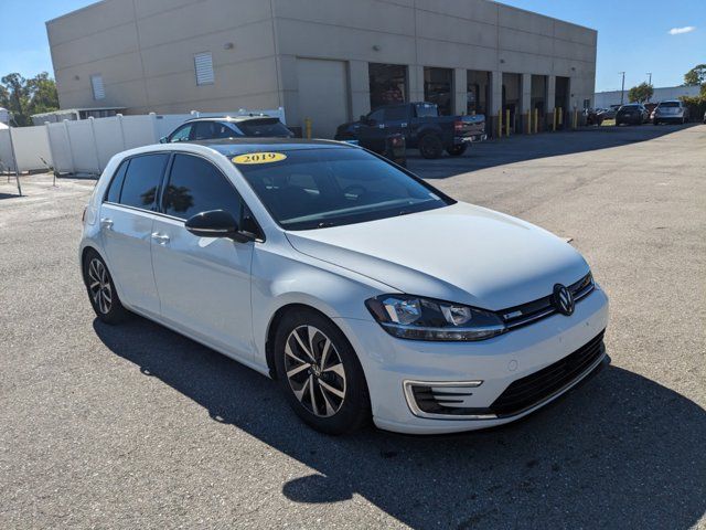 2019 Volkswagen e-Golf SE