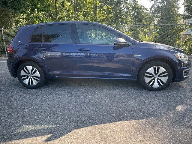 2019 Volkswagen e-Golf SE