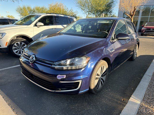 2019 Volkswagen e-Golf SE