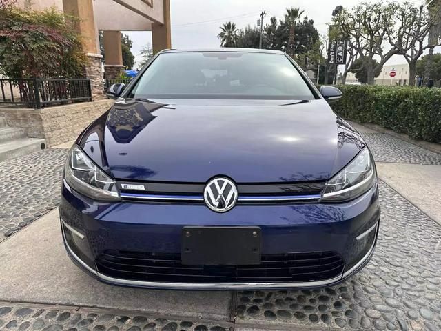 2019 Volkswagen e-Golf SE