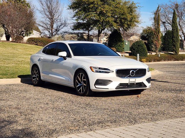 2019 Volvo S60 Momentum