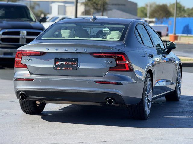 2019 Volvo S60 Momentum