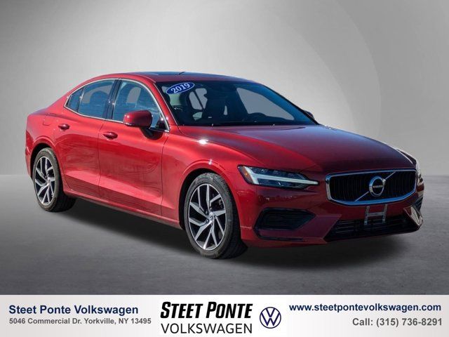 2019 Volvo S60 Momentum