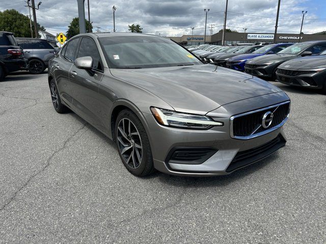 2019 Volvo S60 Momentum