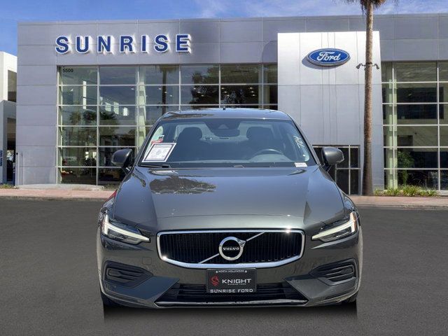 2019 Volvo S60 Momentum