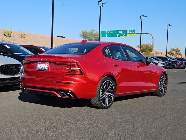 2019 Volvo S60 R-Design