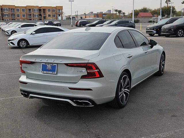 2019 Volvo S60 R-Design