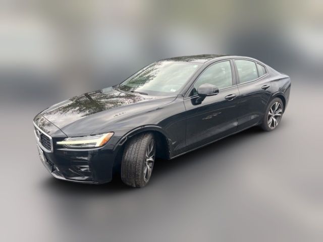 2019 Volvo S60 R-Design