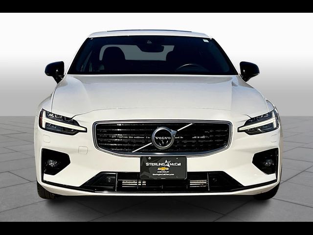 2019 Volvo S60 R-Design