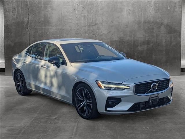 2019 Volvo S60 R-Design