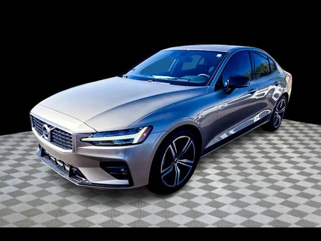 2019 Volvo S60 R-Design