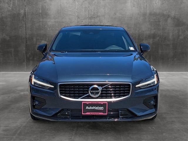 2019 Volvo S60 R-Design