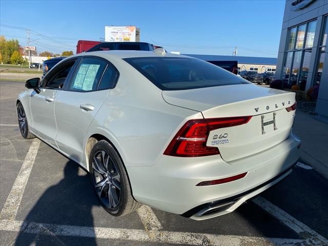 2019 Volvo S60 R-Design