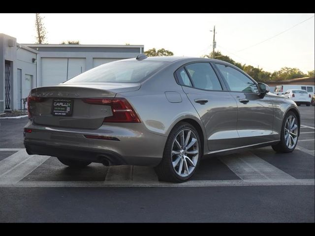 2019 Volvo S60 Momentum