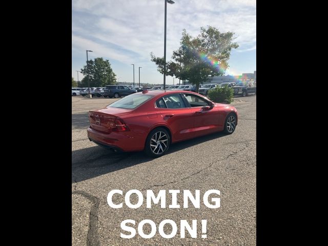 2019 Volvo S60 Momentum