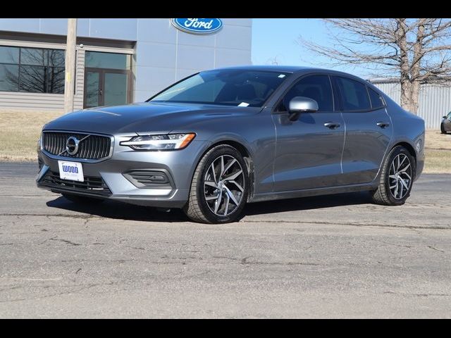 2019 Volvo S60 Momentum