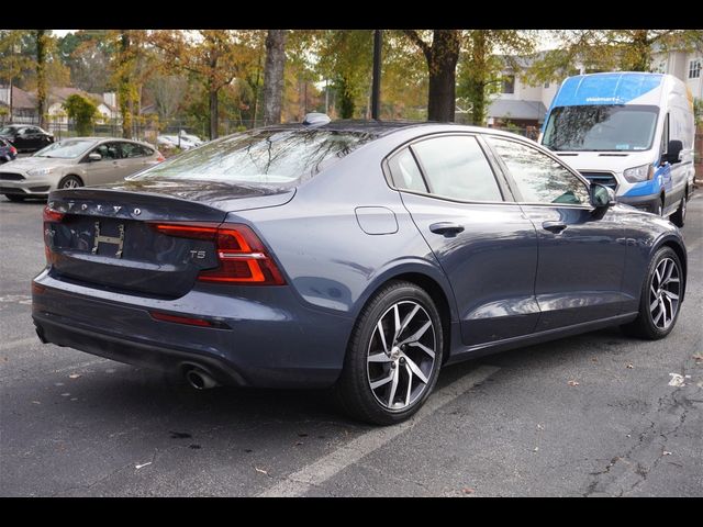 2019 Volvo S60 Momentum